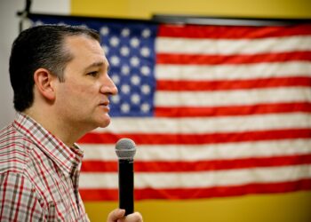 Is the GOP a “shrinking majority party” as some Democrats claim?