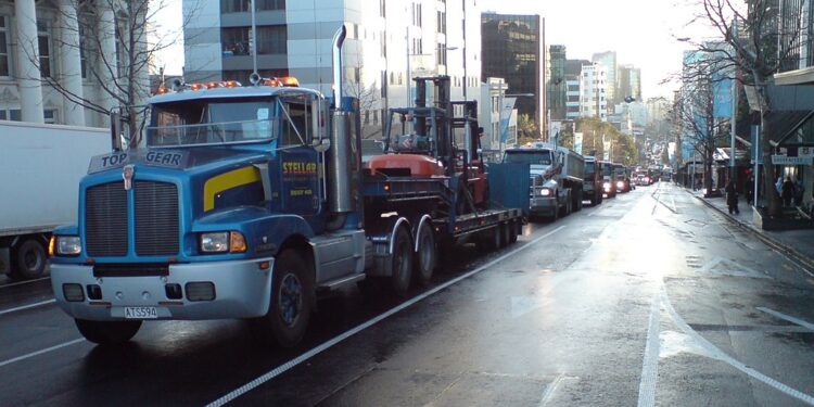 Trucker Convoy Heading to Washington, D.C. to Protest Vaccine Mandates