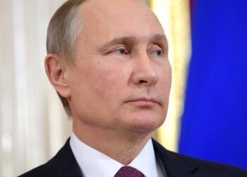 Was Sen. Graham right to suggest that Russians should kill Putin?