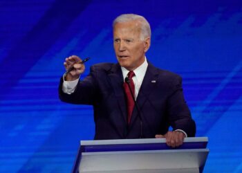 Support Biden’s policy of releasing illegal migrants in the US?