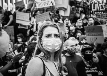 Is it legitimate protest to burn, vandalize and graffiti buildings?