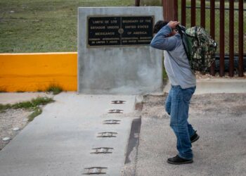 Should Title 42 immigration restrictions remain in place?