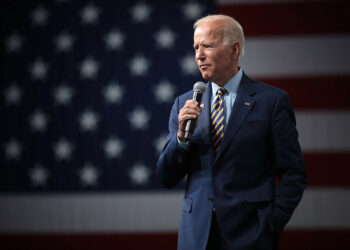 If Joe falls off his bike while standing still, do you expect him to run the USA?
