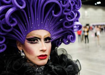 Should parents encourage their kids to learn from drag queens?