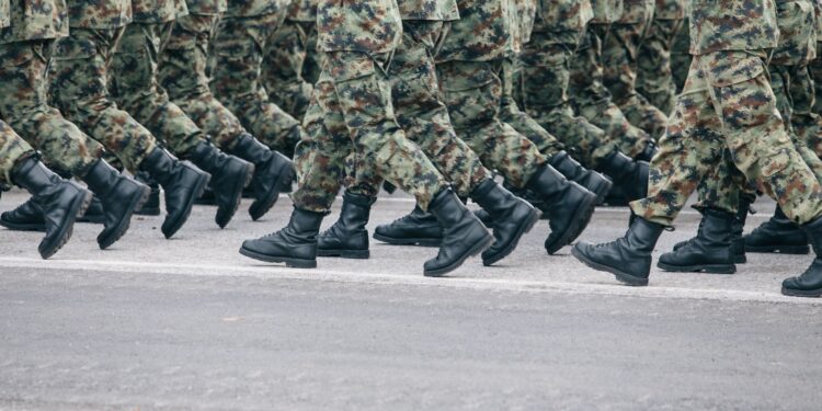 Should the US defend Taiwan if the Chinese invade?