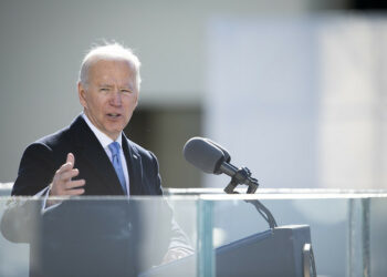 Is “Mega Mega” what the headlines will say on November 9th?